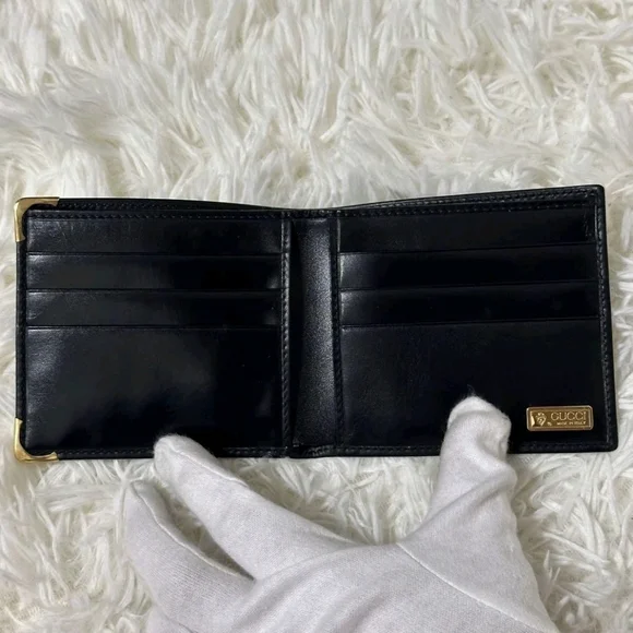 Gucci Black Leather Wallet with Gold Accents - Picture 9 of 16